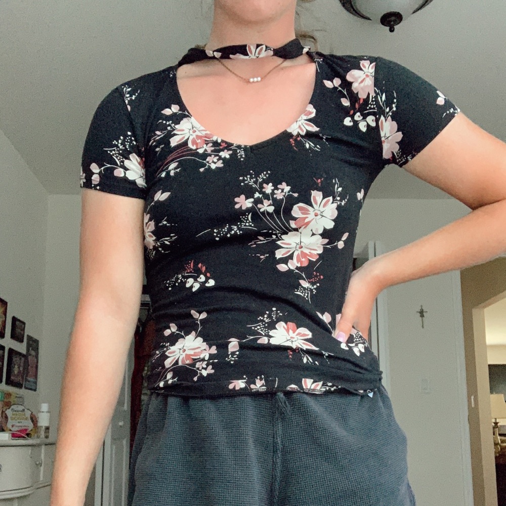 Black tshirt with flowers